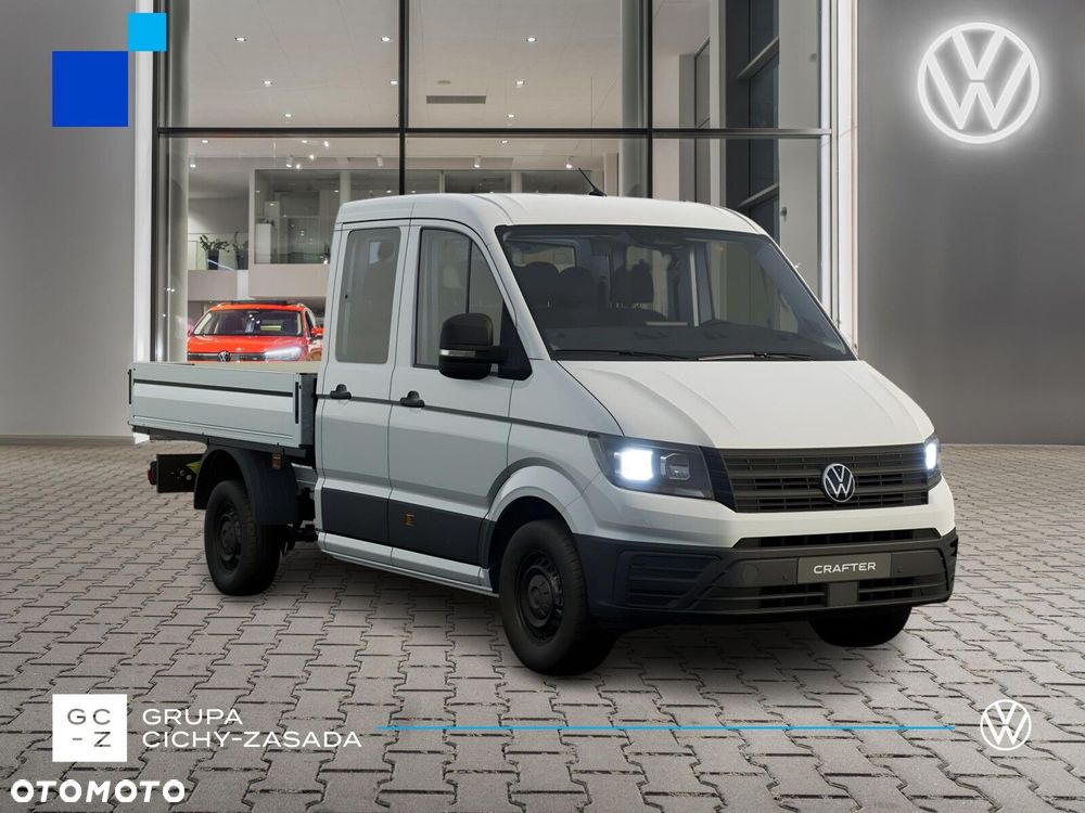 Volkswagen Crafter 35 Skrzyniowy z podwójną kabiną silnik: 2,0 l EU6 SCR 140 KM / skrzynia biegów: Przedni napęd manualna 6-biegowa rozstaw osi: 3640 mm - 7