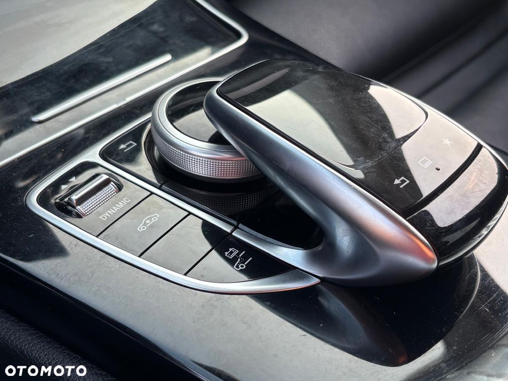 Mercedes-Benz Klasa C - 34