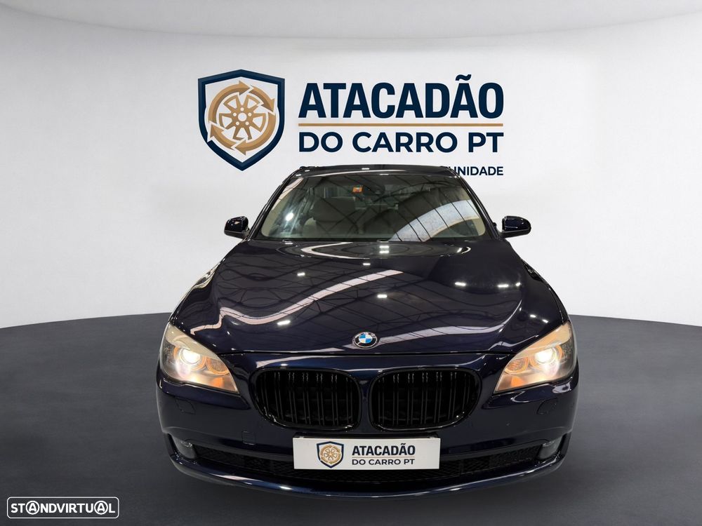 BMW 740 — fotografia 5