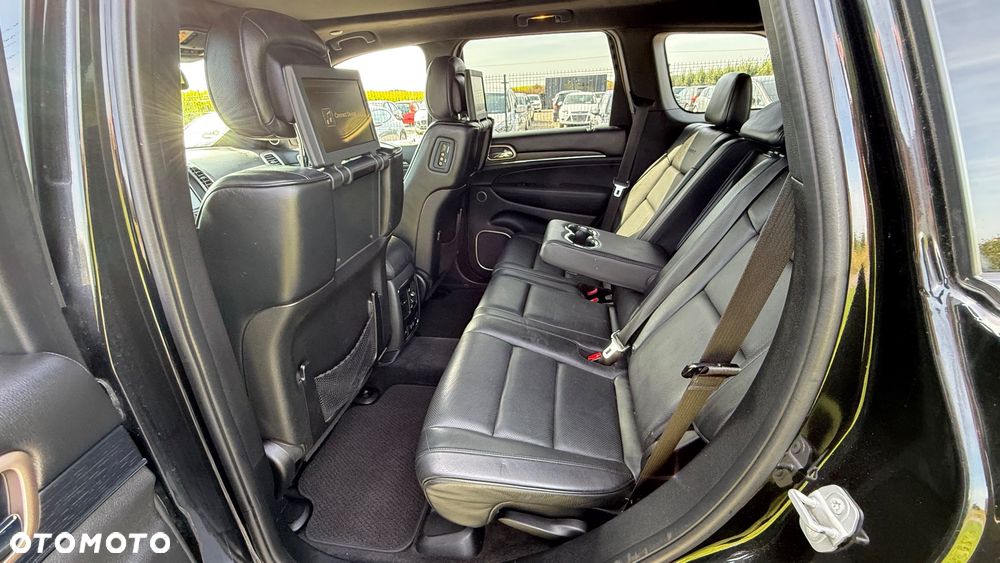 Jeep Grand Cherokee - 9
