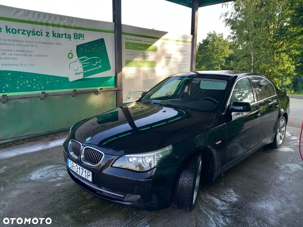 BMW Seria 5 523i - 1