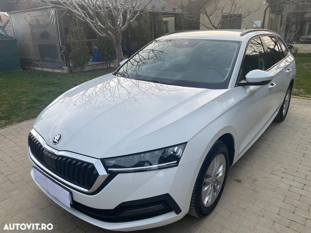 Skoda Octavia 2.0 TDI DSG Ambition - 2