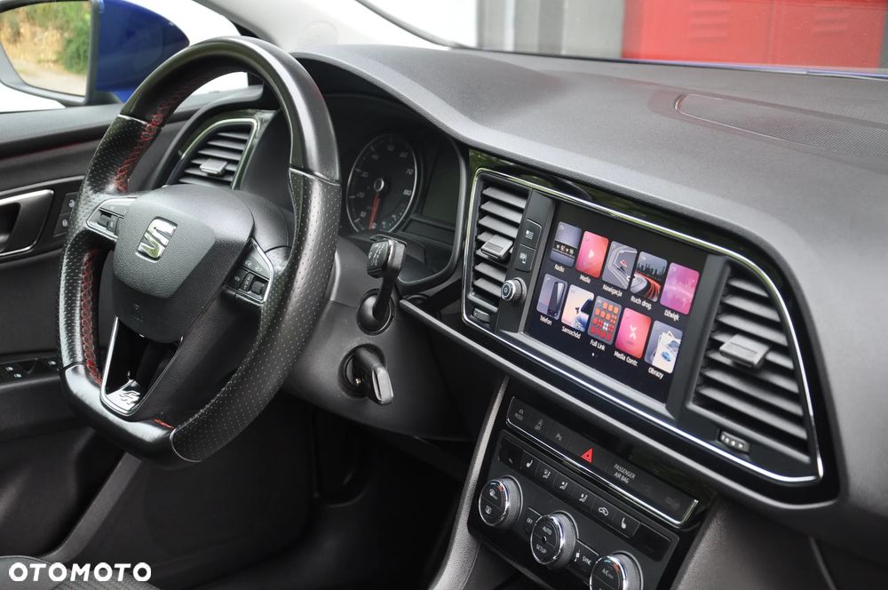 Seat Leon Sportstourer 1.5 eTSI ACT OPF DSG FR - 17