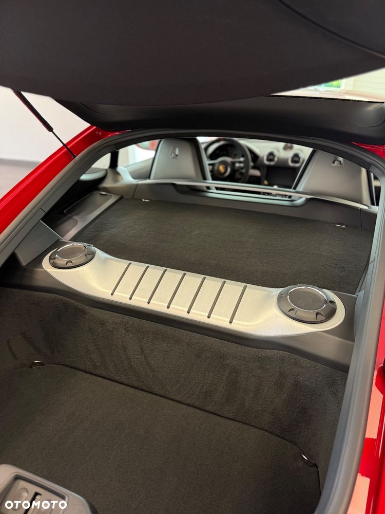 Porsche 718 Cayman - 29