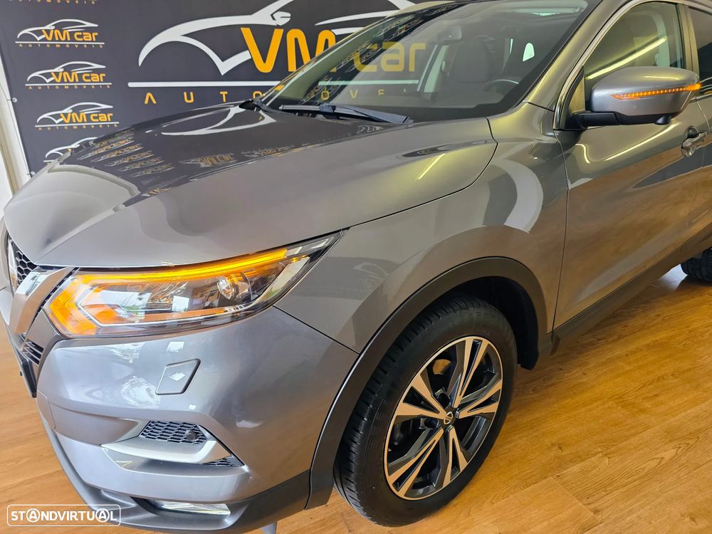 Nissan Qashqai 1.5 dCi N-Connecta Led - 24