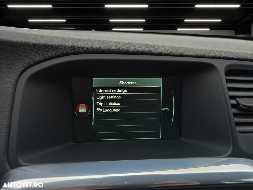 VOLVO V60 2016 — imagine 64