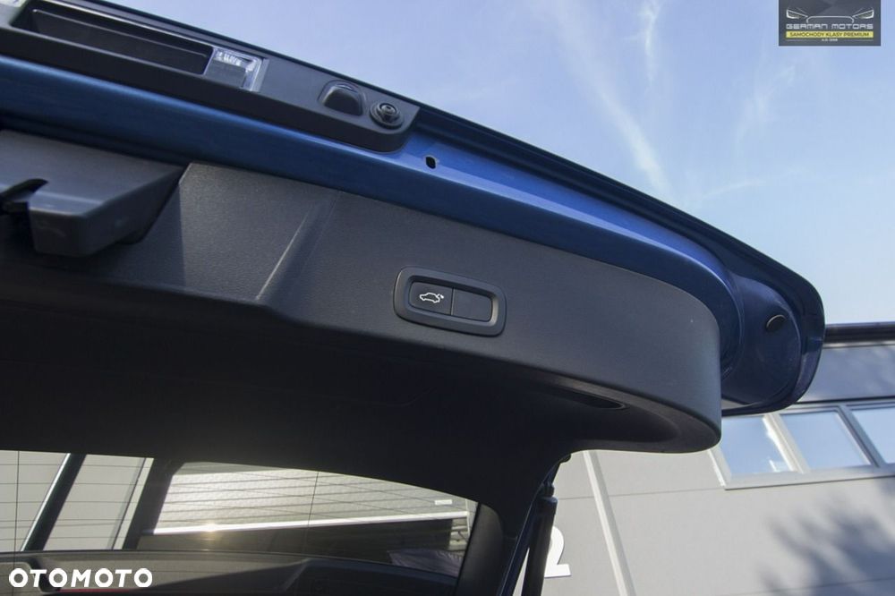 Volvo XC 40 - 36