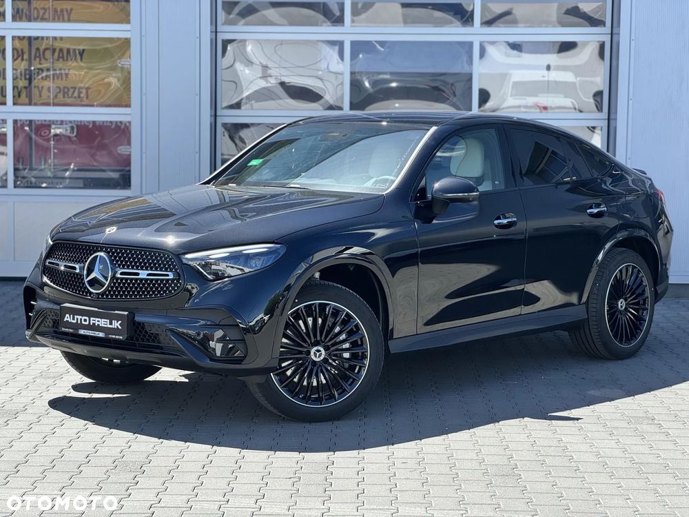 Mercedes-Benz GLC 300 e PHEV 4-Matic AMG Line - 3
