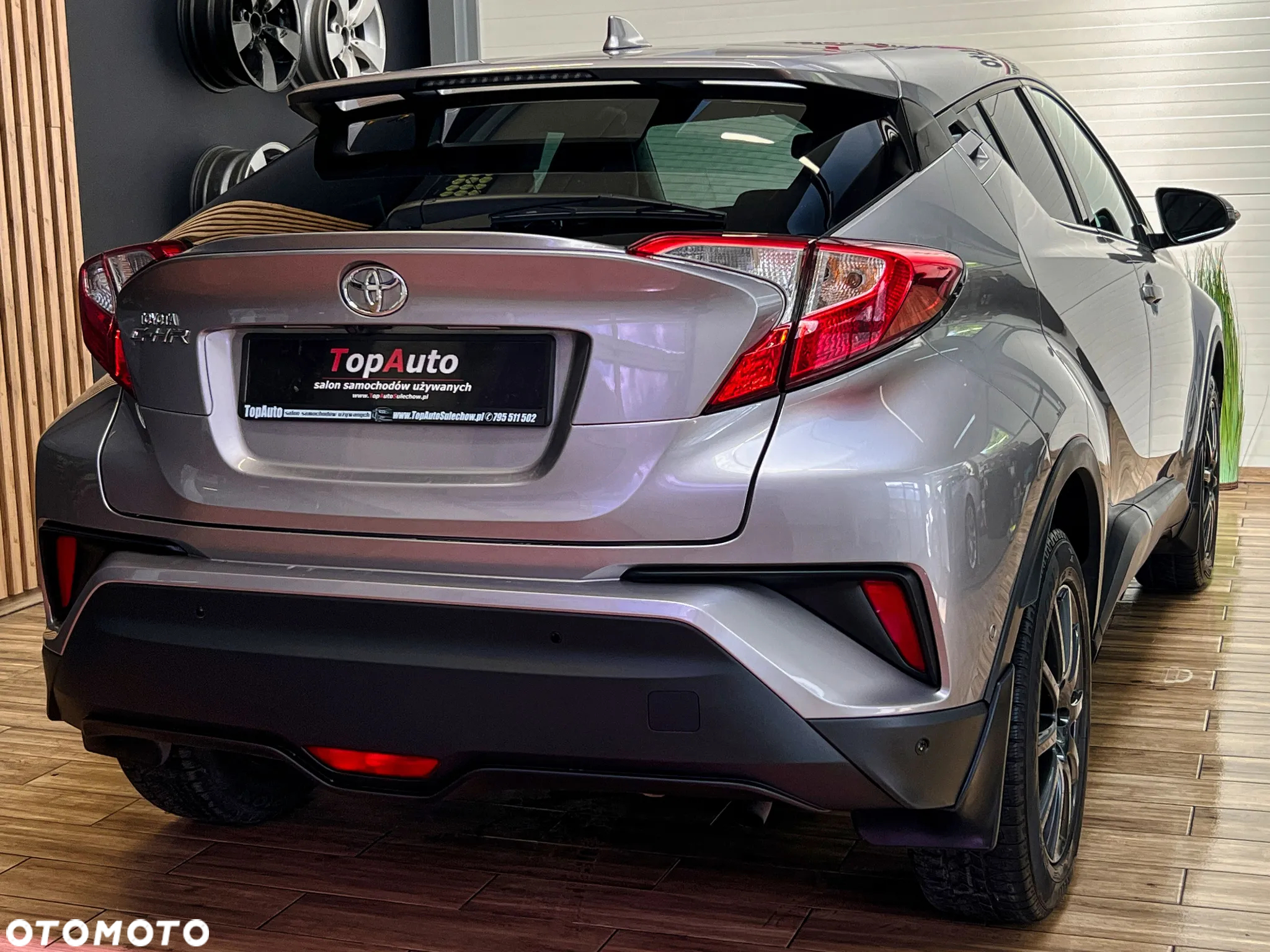 Toyota C-HR 1.2 T Prestige - 10