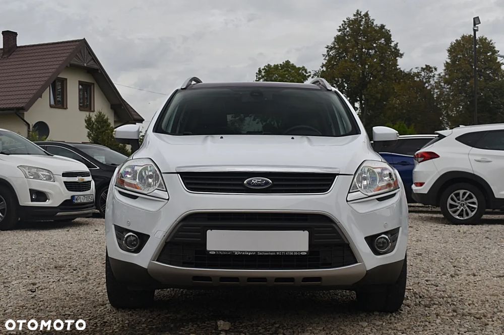 Ford Kuga 2.0 TDCi 2x4 Titanium - 3