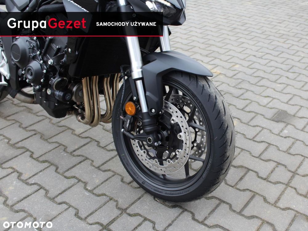Honda CB - 11