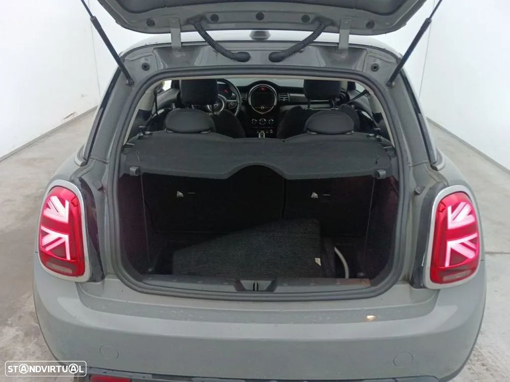 MINI 3 Portas Cooper E Classic - 11