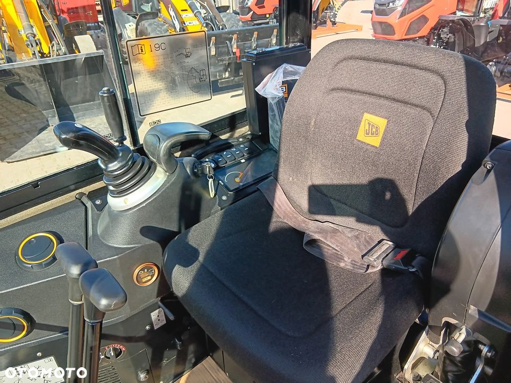 JCB 19C-1 - 9