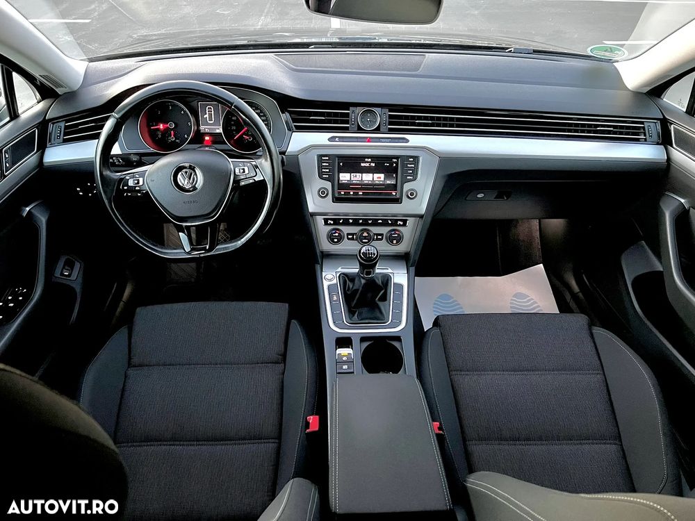 Volkswagen Passat Variant 2.0 TDI (BlueMotion Technology) Comfortline - 4