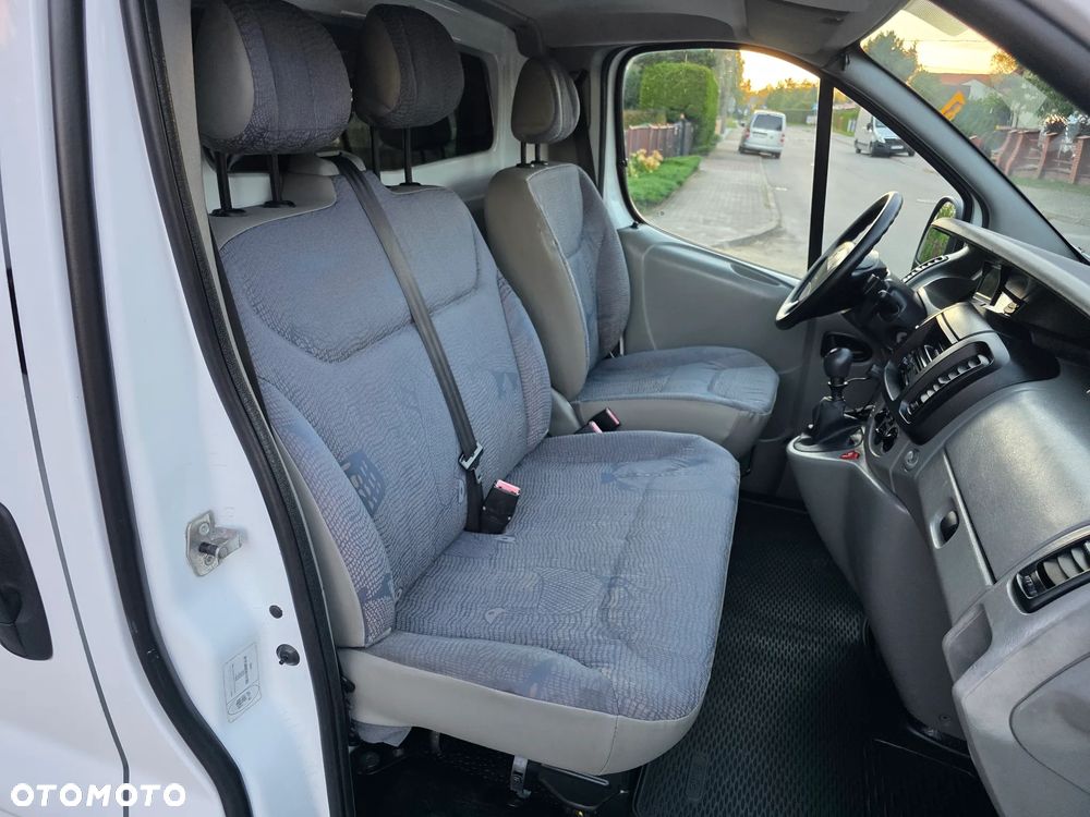 Renault Trafic - 19