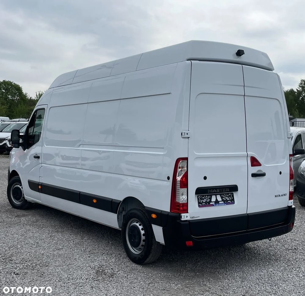 Renault Master - 10