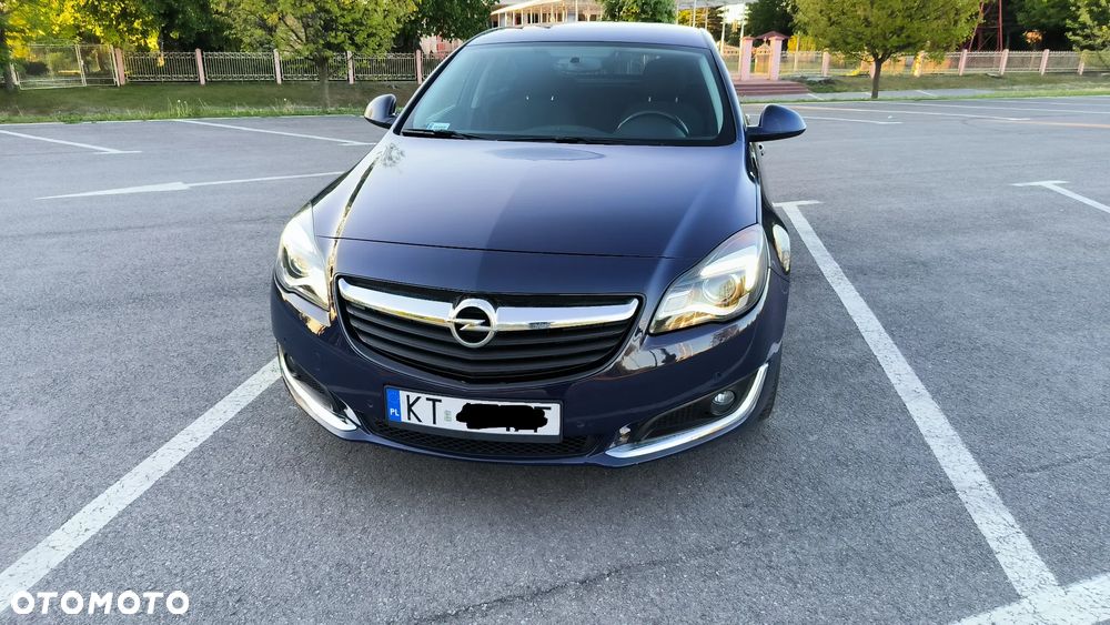 Opel Insignia - 1