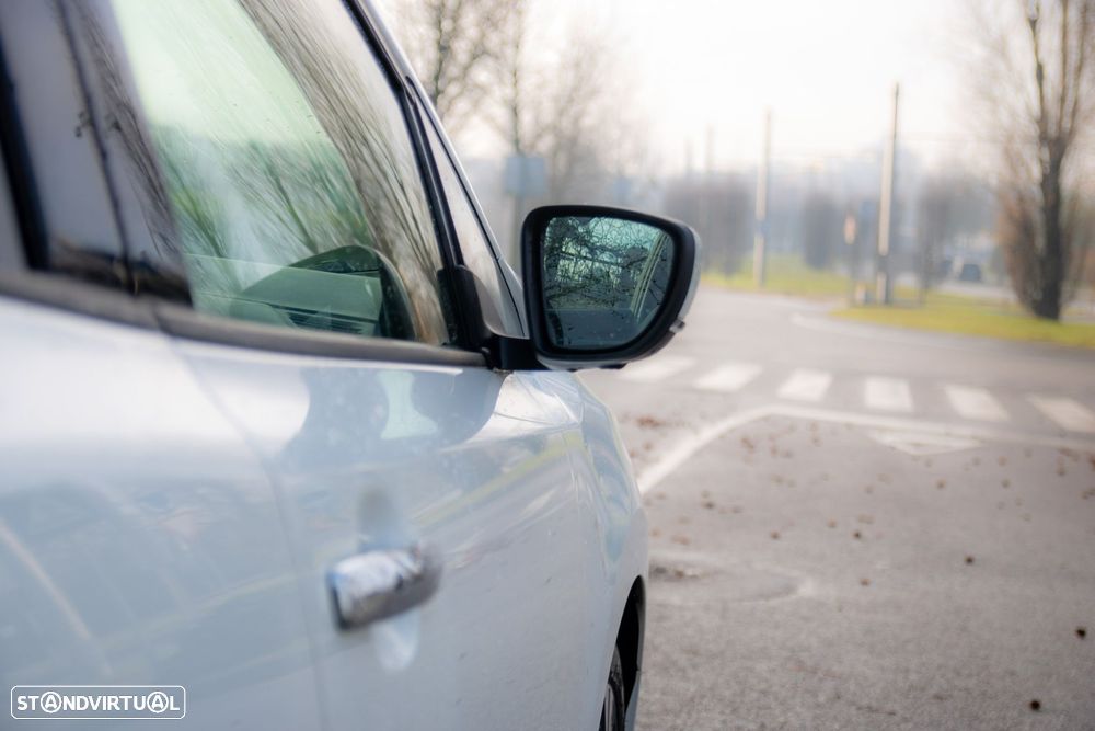 Nissan Leaf N-Connecta - 22