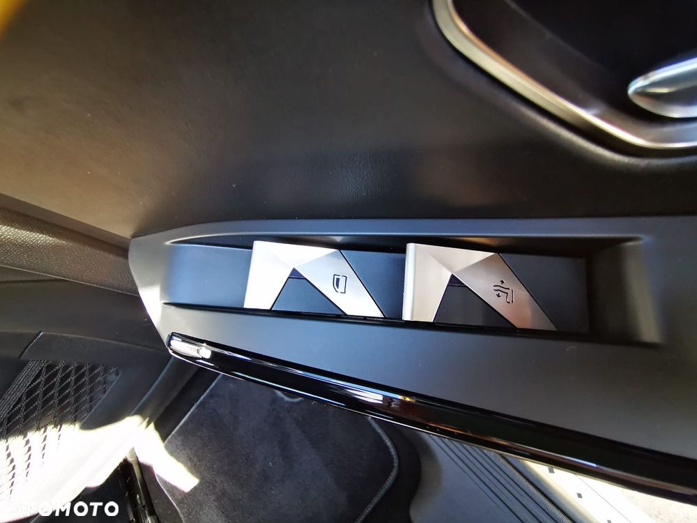 DS Automobiles DS 7 Crossback 1.6 E-Tense Rivoli - 8