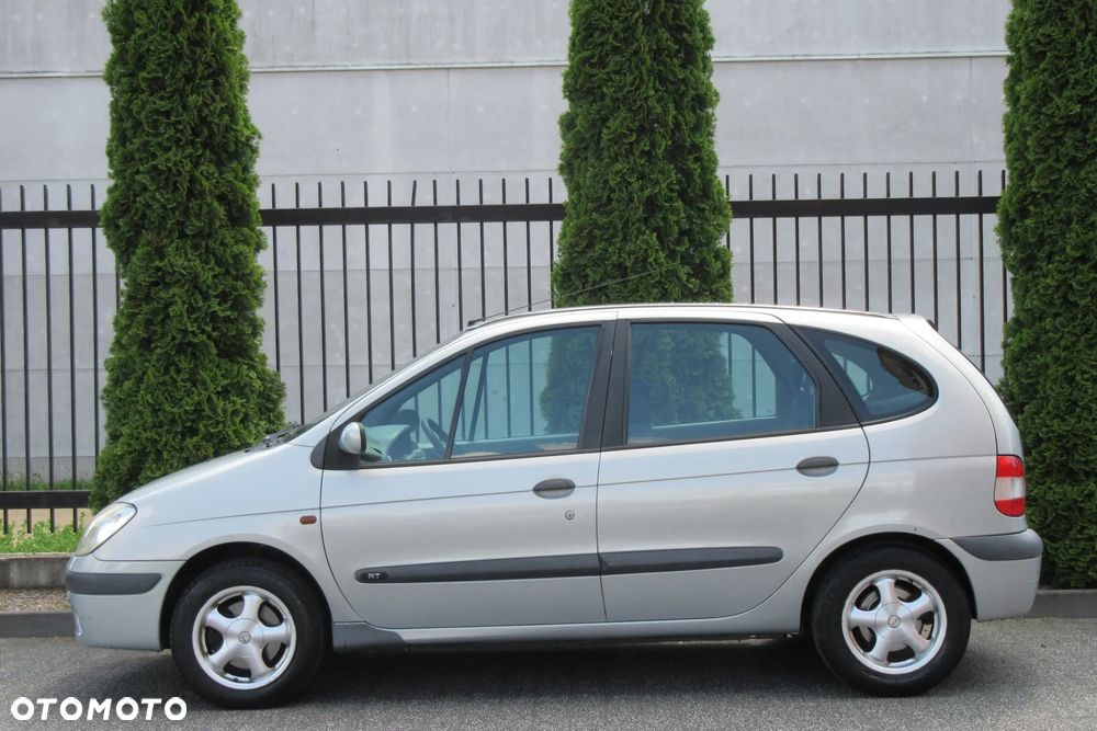Renault Scenic 1.6 16V EXpression - 2