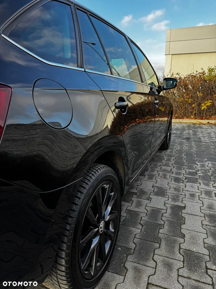 Skoda RAPID Spb 1.4 TSI Style DSG - 24