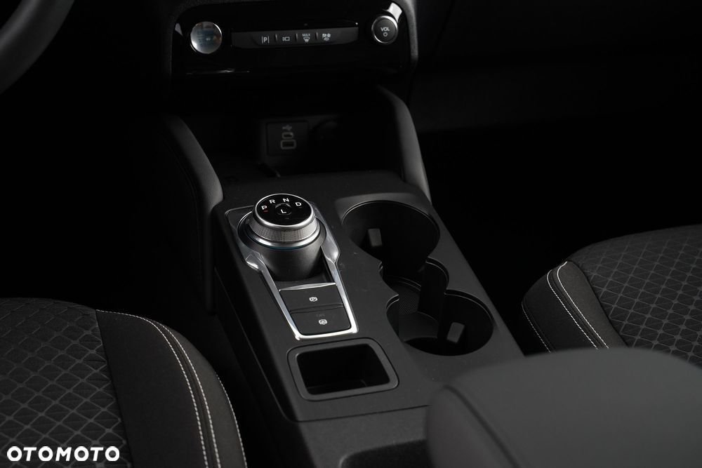 Ford Kuga 2.5 FHEV FWD Titanium - 26