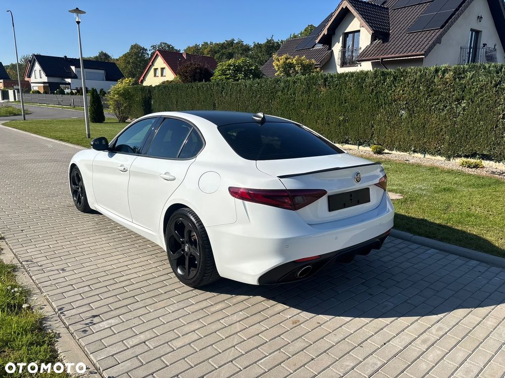 Alfa Romeo Giulia 2.2 D Turbo Super - 13