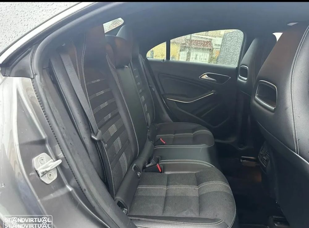 Mercedes-Benz CLA 200 CDI 7G-DCT Urban - 10
