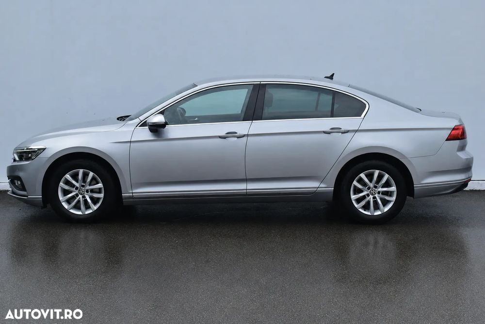 Volkswagen Passat 2.0 TDI DSG Comfortline - 8