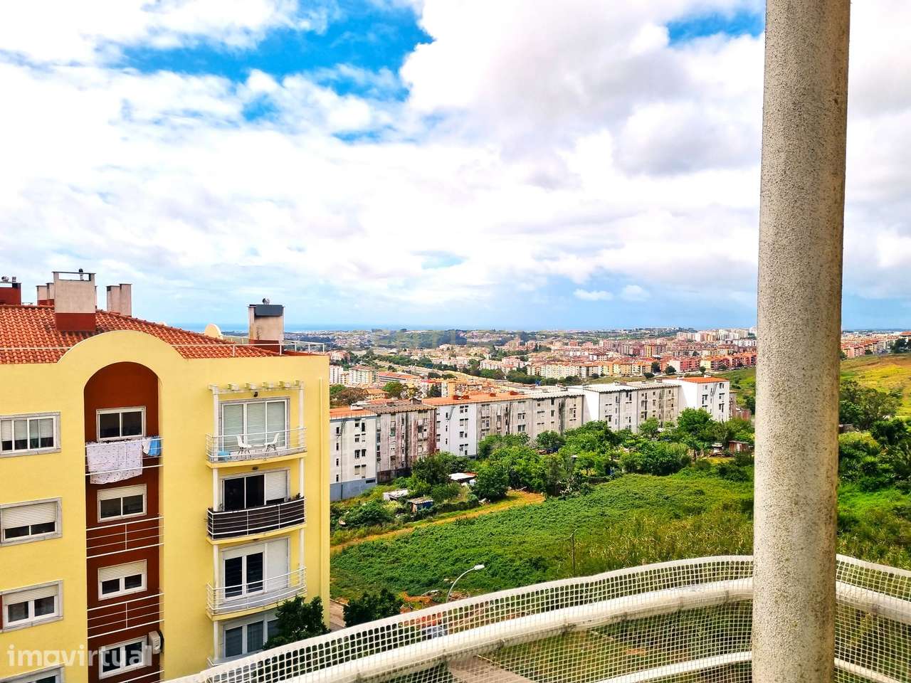 Apartamento T2 com Vista Panorâmica e garagem - Grande imagem: 3/23