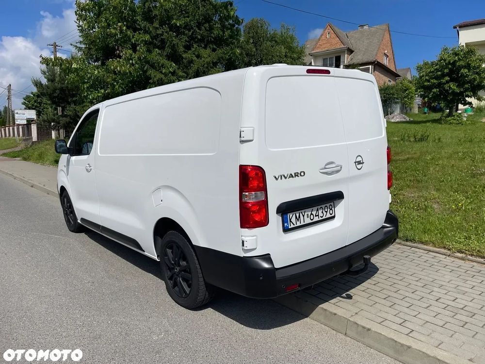 Opel Vivaro - 11