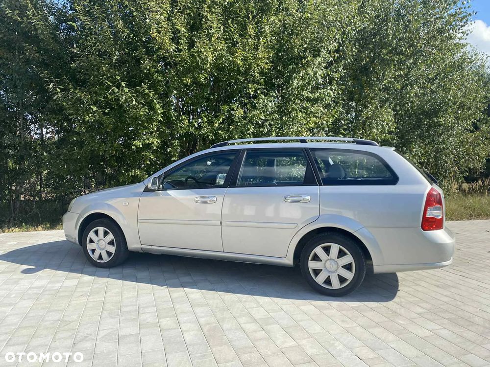 Chevrolet Lacetti - 5
