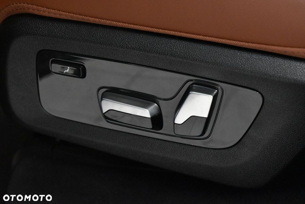 BMW X7 - 27