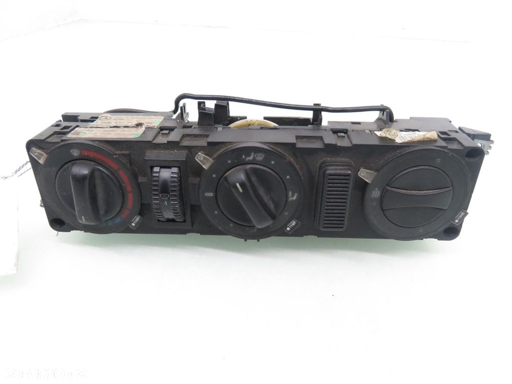 PANEL NAWIEWU Z AC MERCEDES VITO (638) A0008306185KZ 5HB00805706 - 1