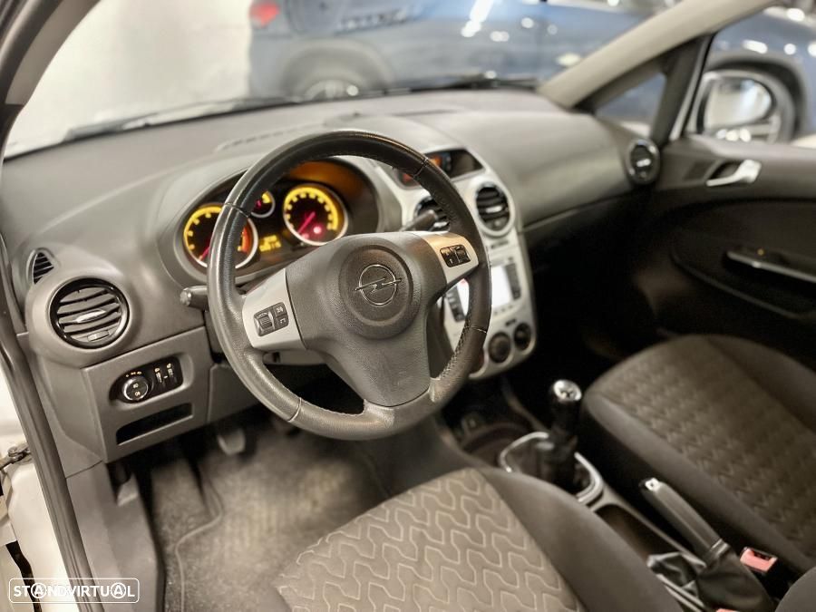 Opel Corsa 1.2 Go! FlexFuel - 7