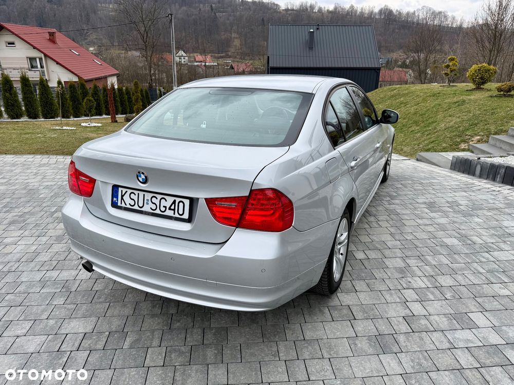 BMW Seria 3 318i Edition Exclusive - 27