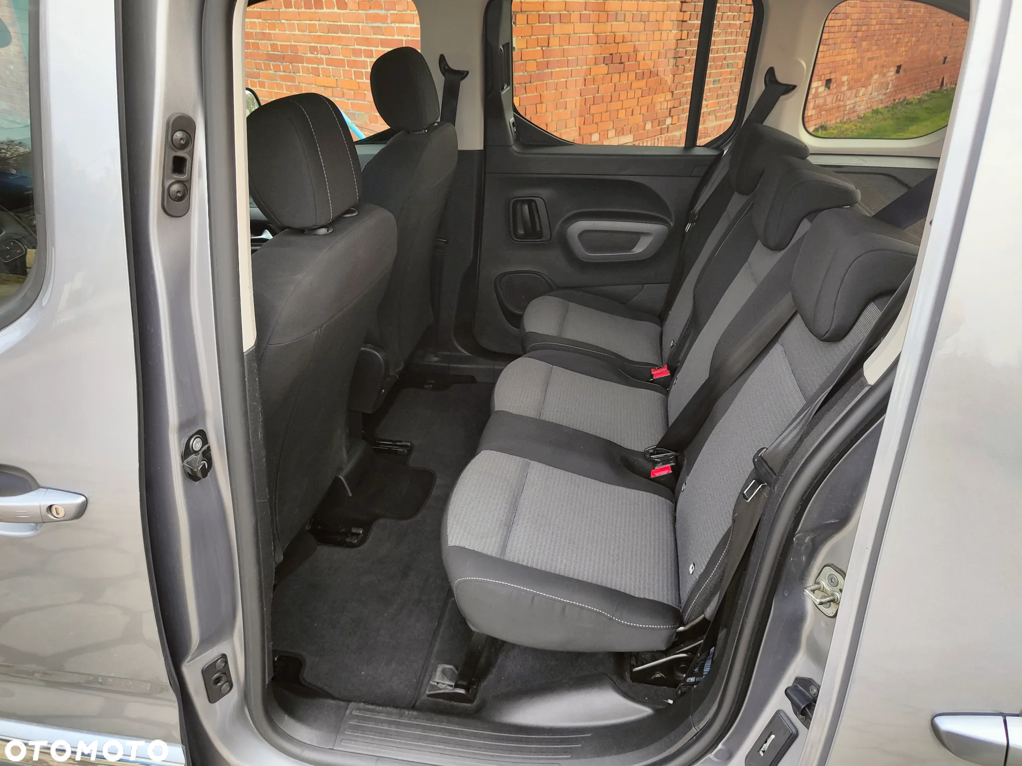 Toyota Proace City Verso 1.5 D-4D Family - 9