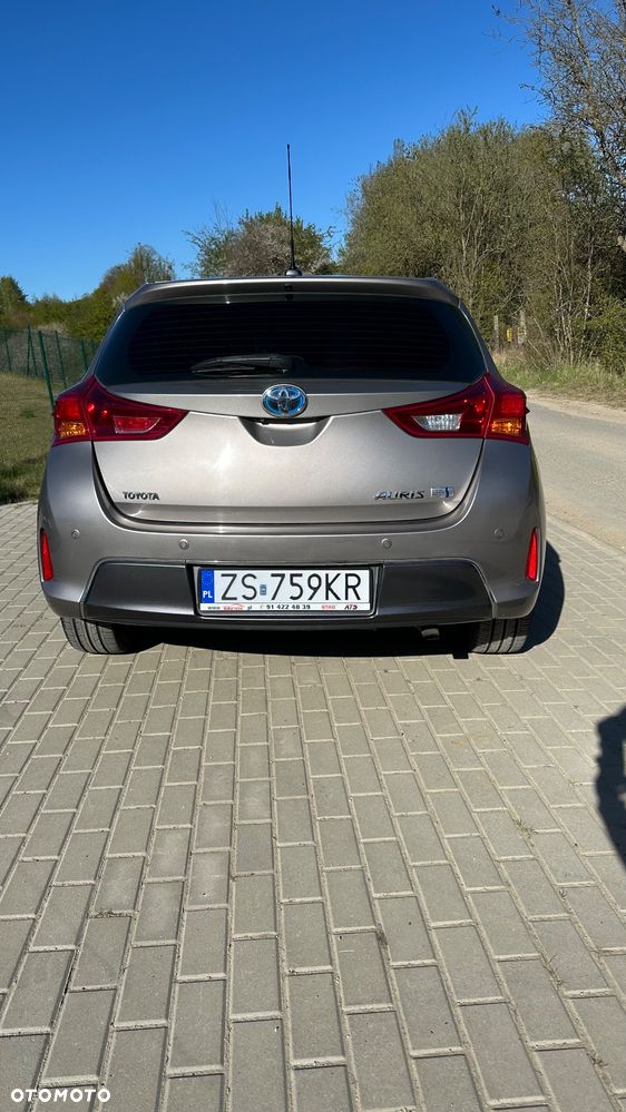 Toyota Auris 1.8 HSD Luna - 4