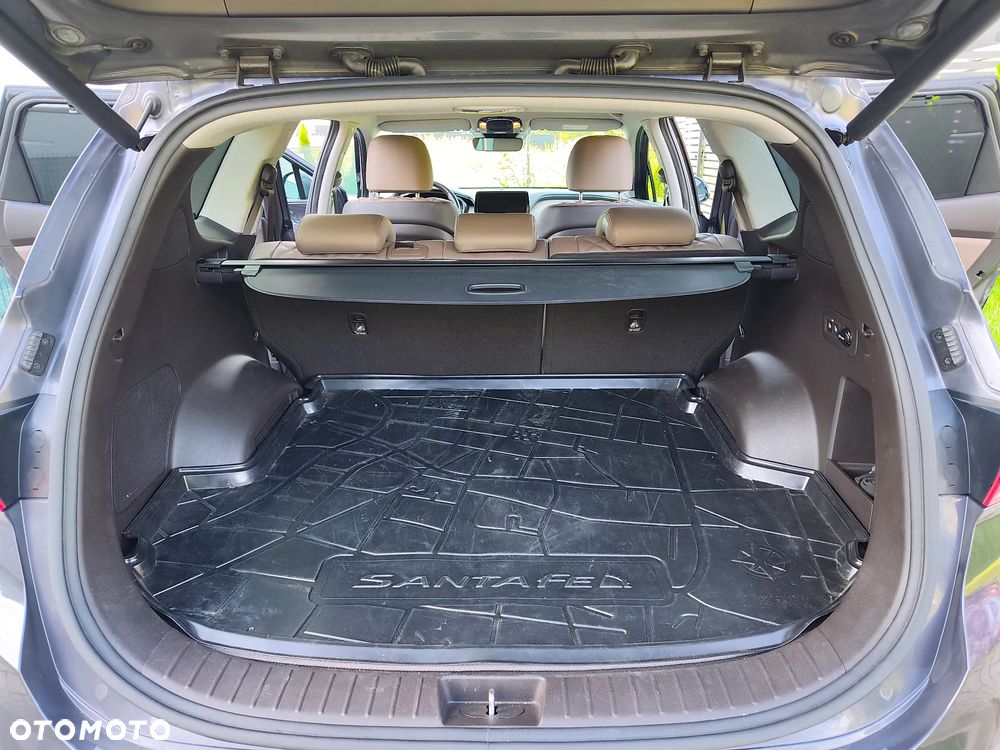 Hyundai Santa Fe - 18