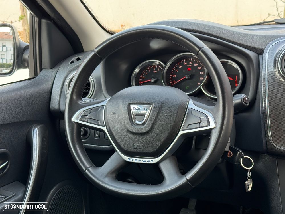 Dacia Sandero 1.5 dCi Stepway - 18