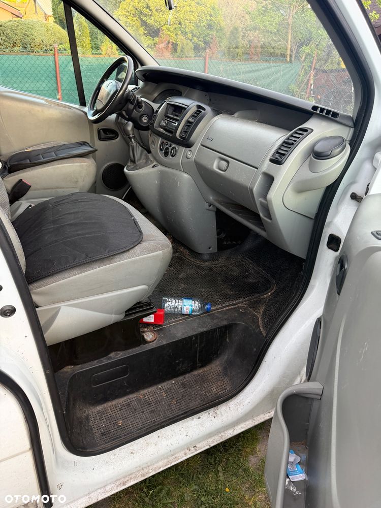 Renault Trafic - 8
