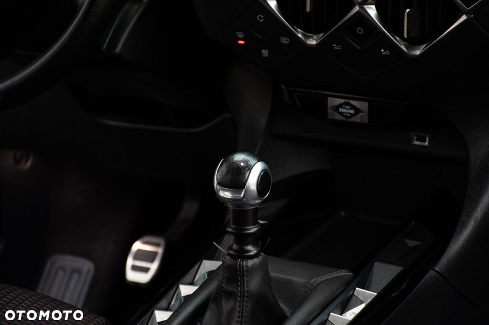 DS Automobiles DS 3 Crossback 1.5 BlueHDi Performance Line - 20