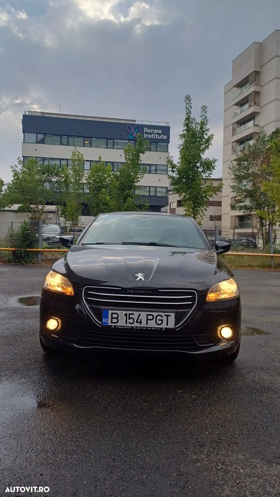 Peugeot 301 - 4
