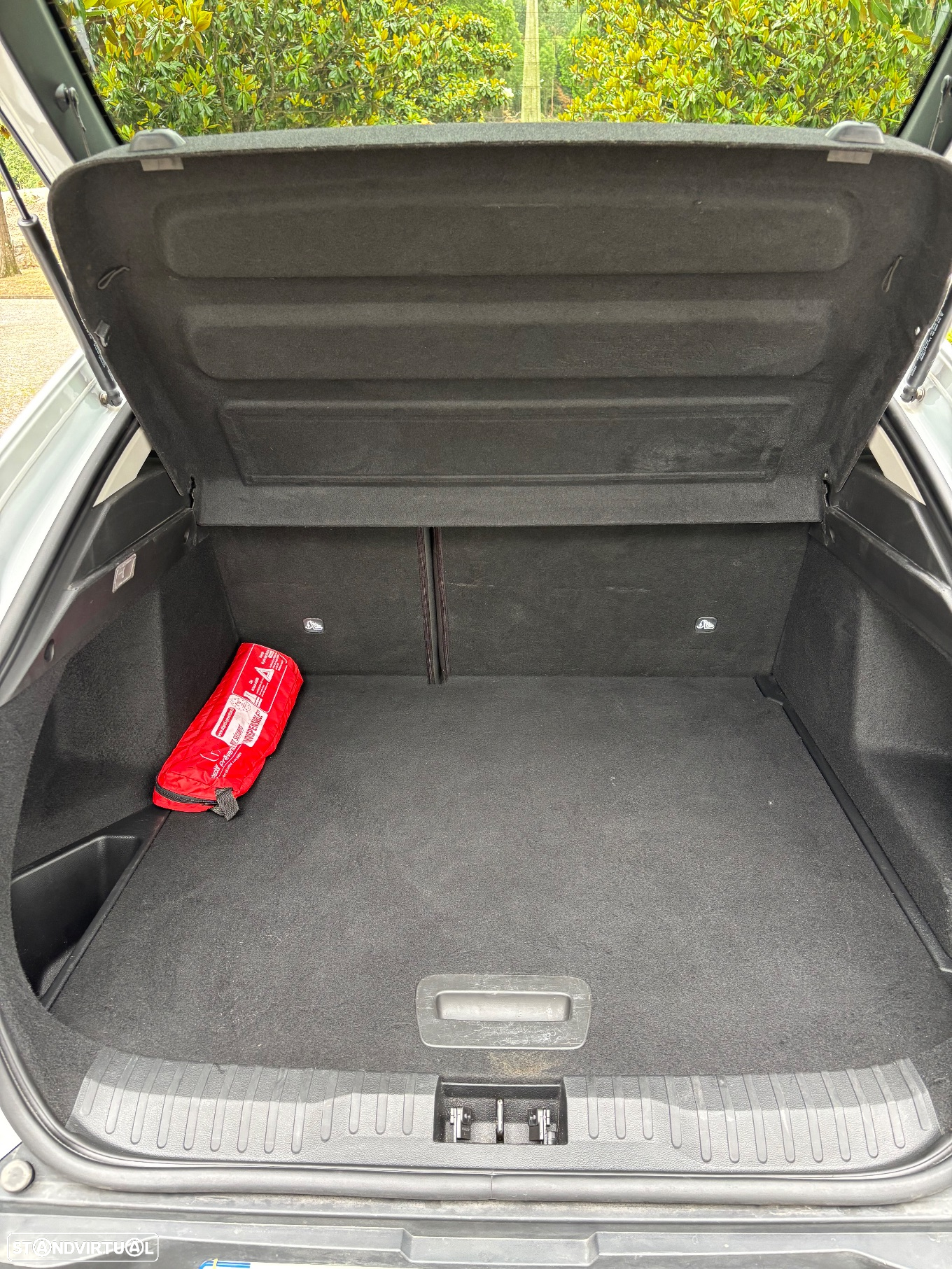Renault Arkana 1.6 E-Tech Intens - 15