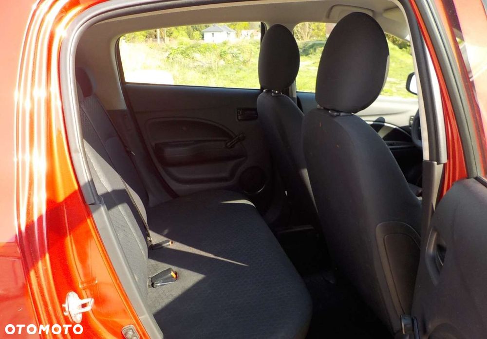 Mitsubishi Space Star - 17