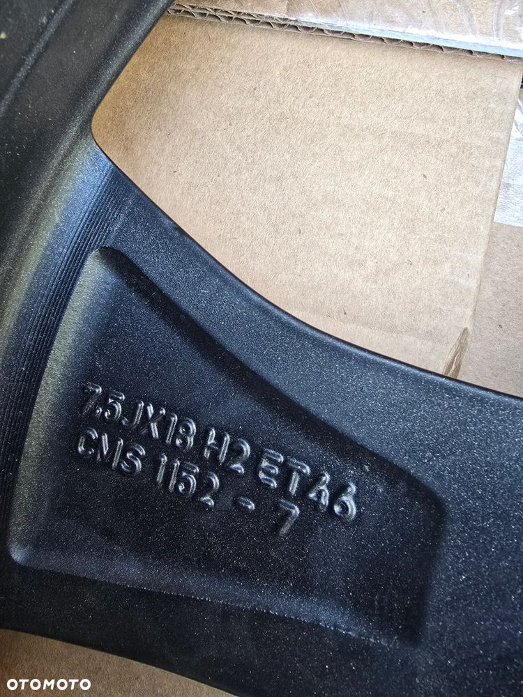 Felga 18 cali 5FA 601 025H - 8