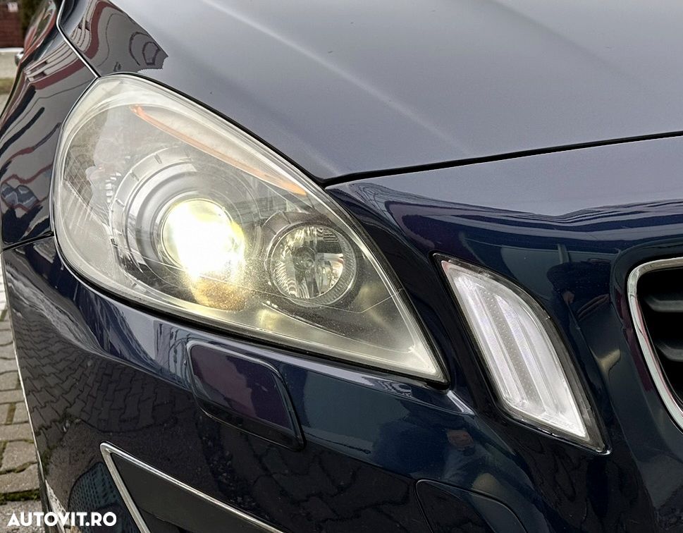 Volvo S60 - 25