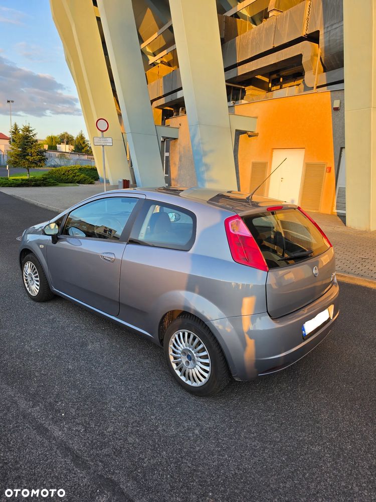 Fiat Punto 1.2 8V Active - 6