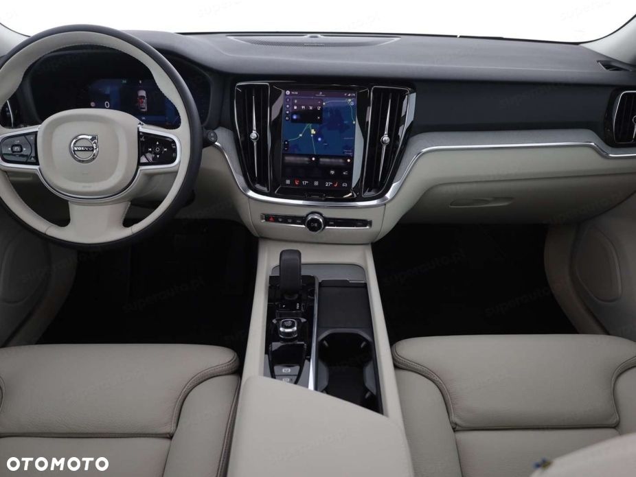 Volvo V60 B4 B Ultra Dark - 12