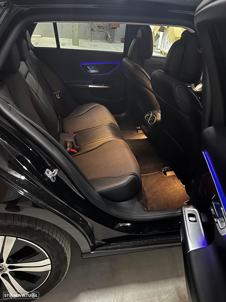 Mercedes-Benz C 300 e T 9G-TRONIC Avantgarde - 4